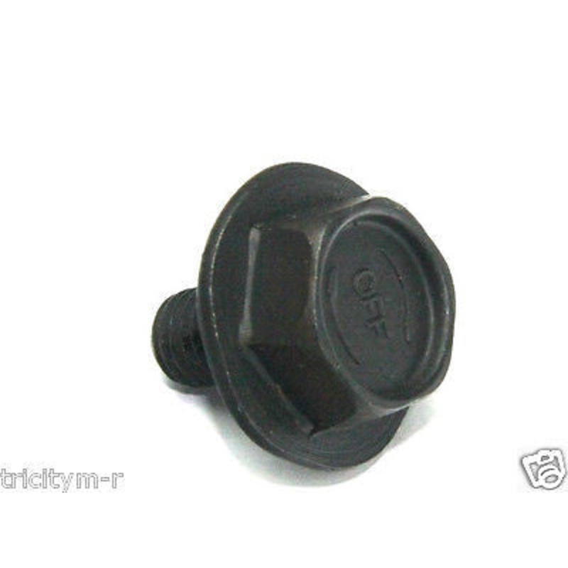 696657 Porter Cable Blade Bolt  /  Model 345 Saw  Blade Bolt